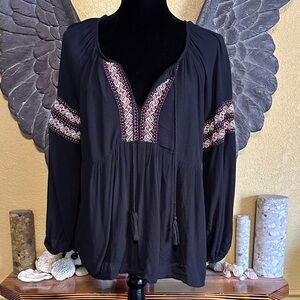 Old Navy Embroidered Black Top